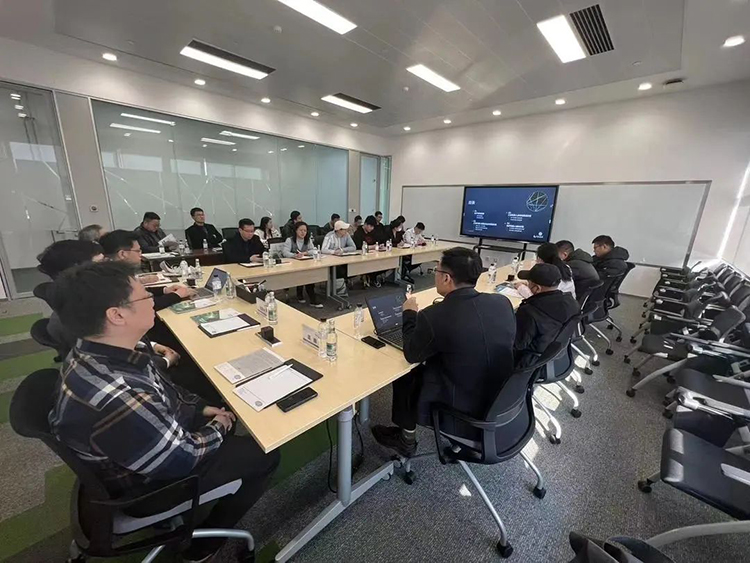 访谈︱亚历山德拉·沃尔沙姆：剑桥传统、宗教改革与AI时代